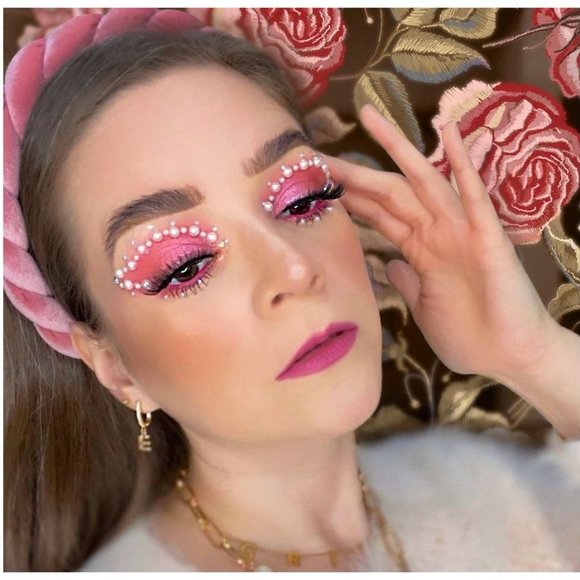 BORDADO eyeshadow palette By Macaria Beauty - Picture 7 of 7